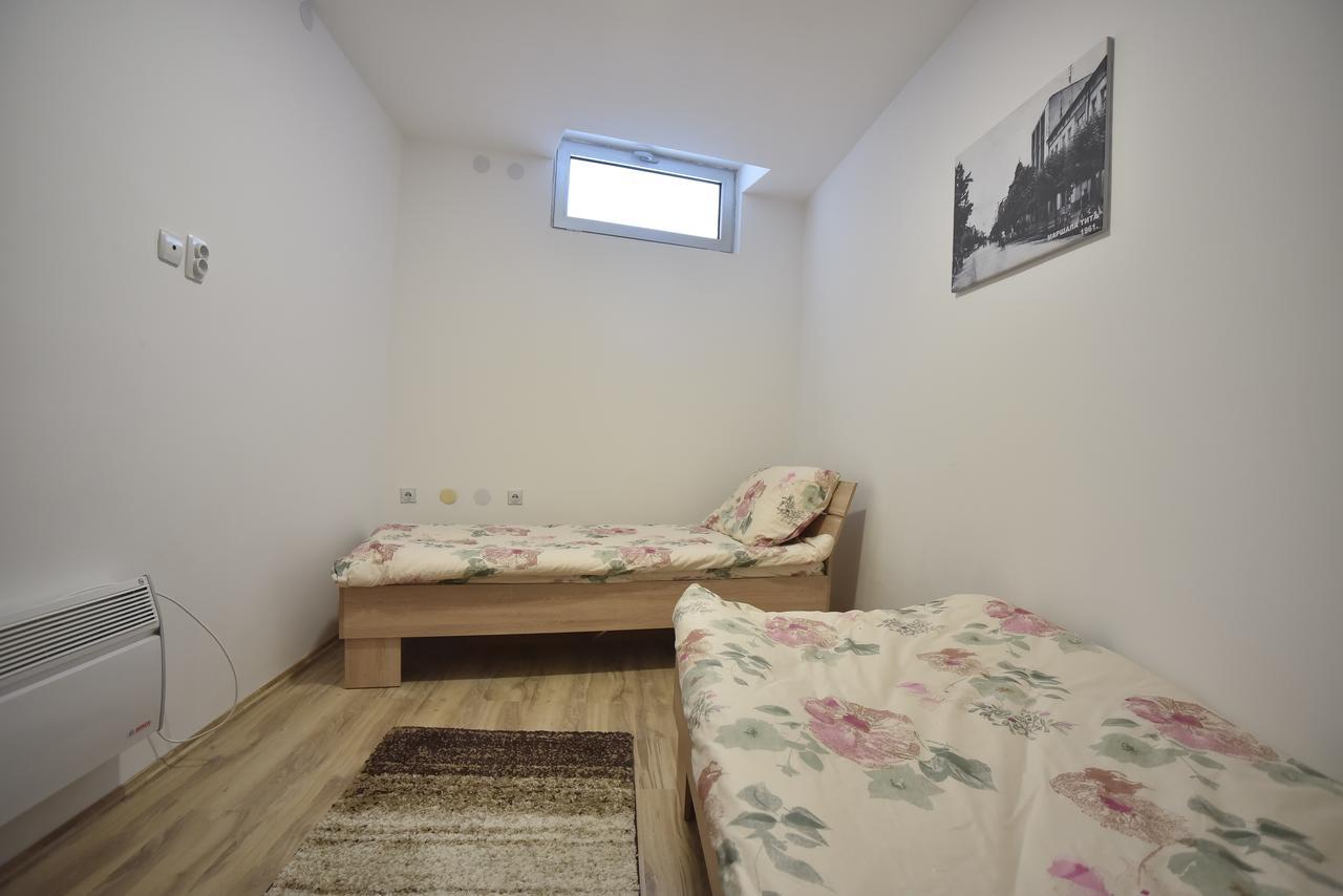 City Center Apartments Pirot Eksteriør billede