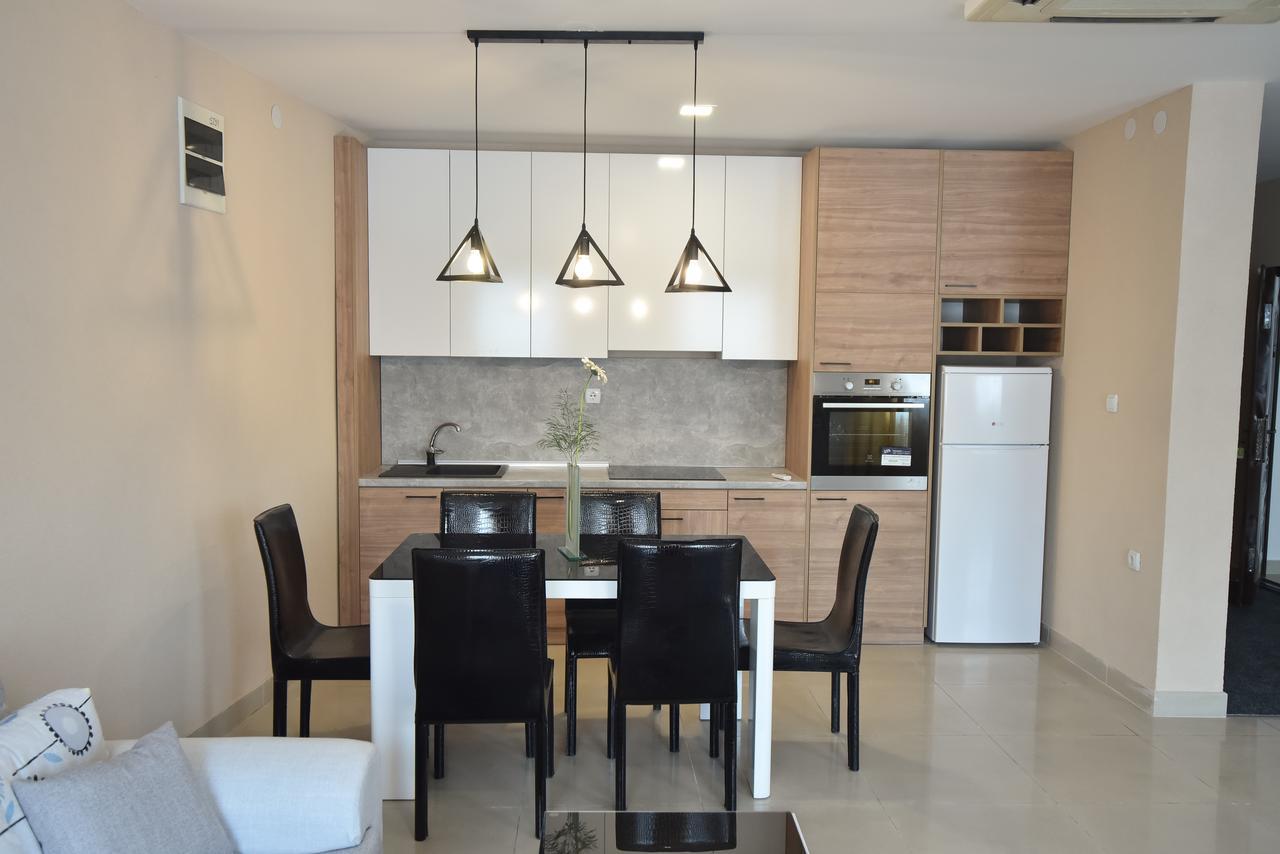 City Center Apartments Pirot Eksteriør billede
