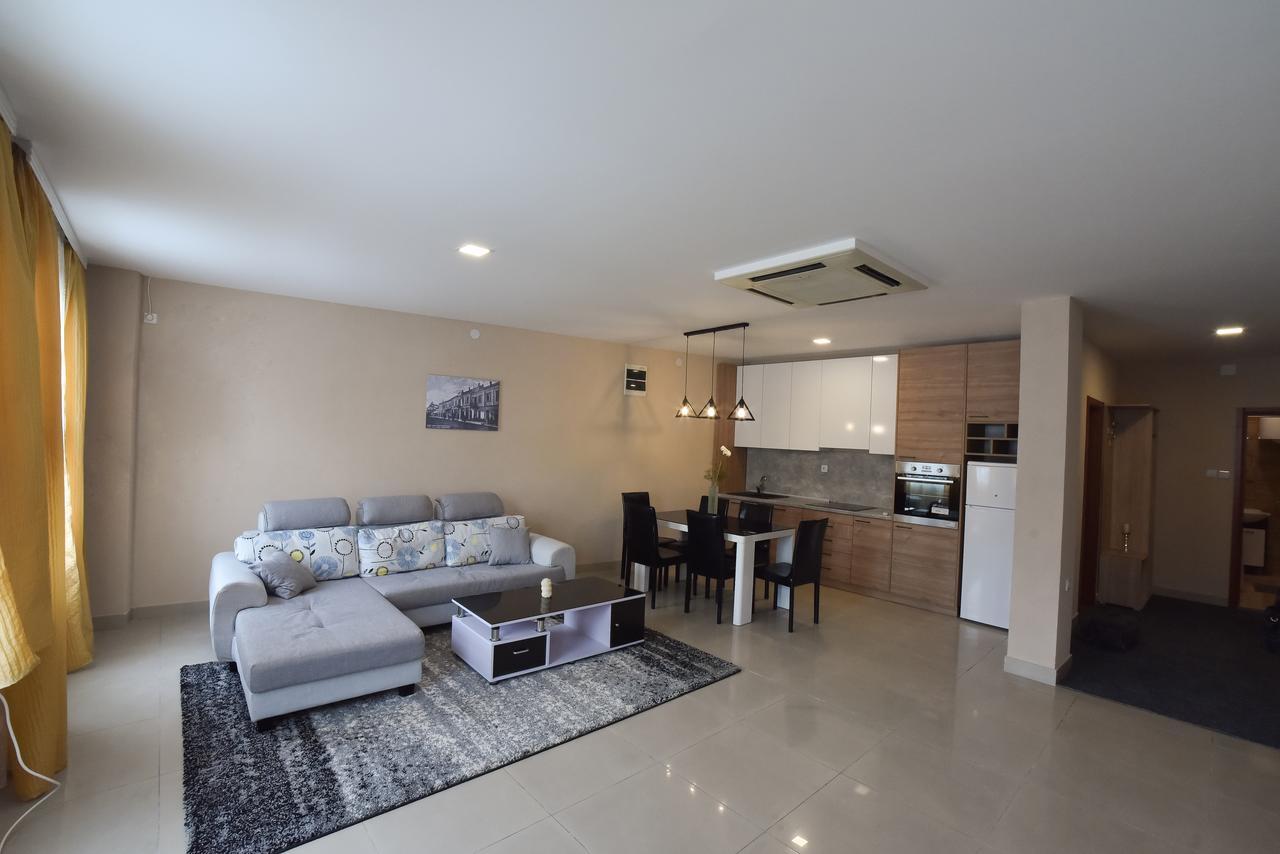 City Center Apartments Pirot Eksteriør billede