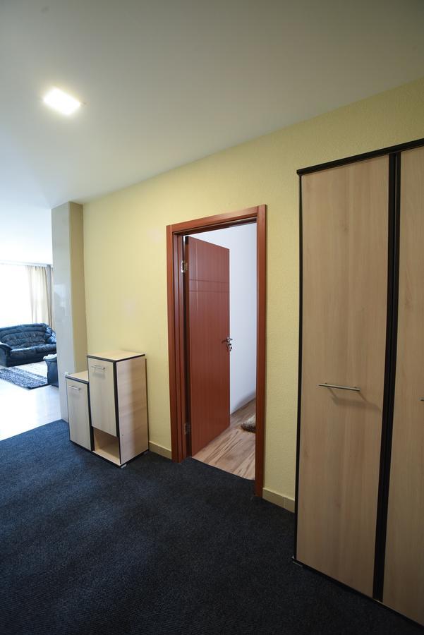 City Center Apartments Pirot Eksteriør billede