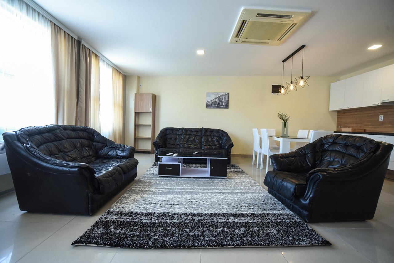 City Center Apartments Pirot Eksteriør billede