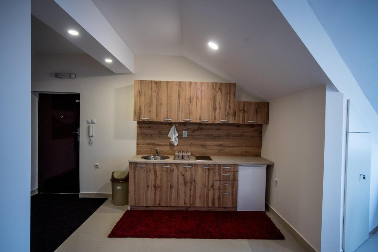 City Center Apartments Pirot Eksteriør billede