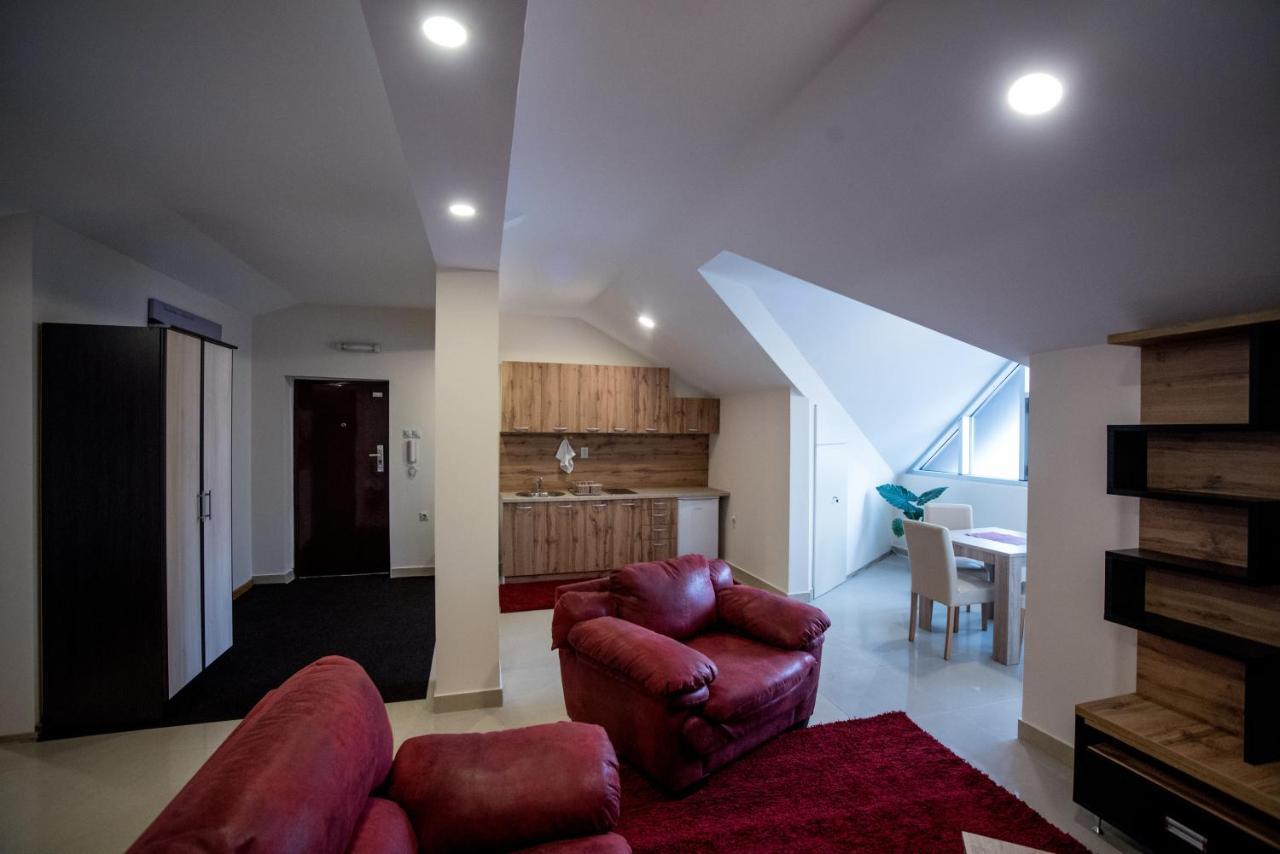 City Center Apartments Pirot Eksteriør billede