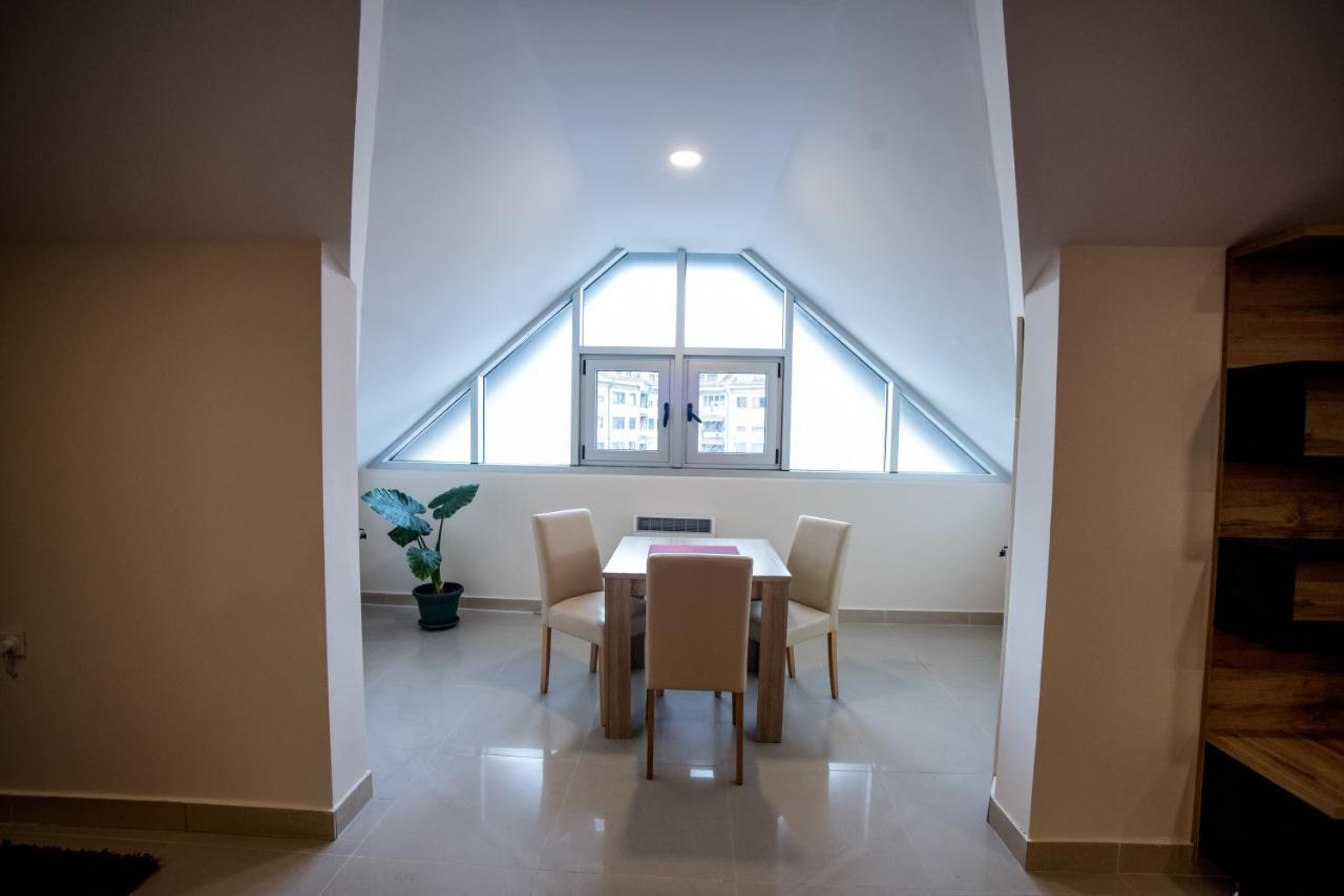 City Center Apartments Pirot Eksteriør billede